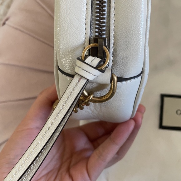 Authentic Gucci marmont mini round shoulder bag - Picture 7 of 8
